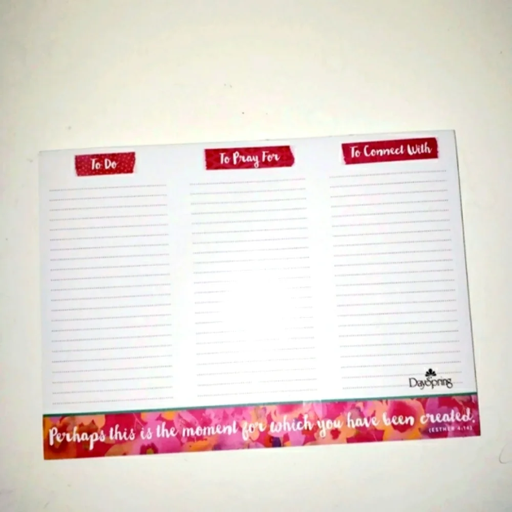 DaySpring To Do Daily Desk Pad Floral Lined